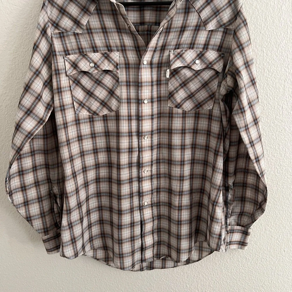 Vintage LEVIS Men's Medium Brown Tan Blue Plaid Pearl Snap Western Shirt Cowboy